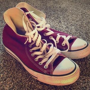 Burgundy Chuck Taylors sz 8.5